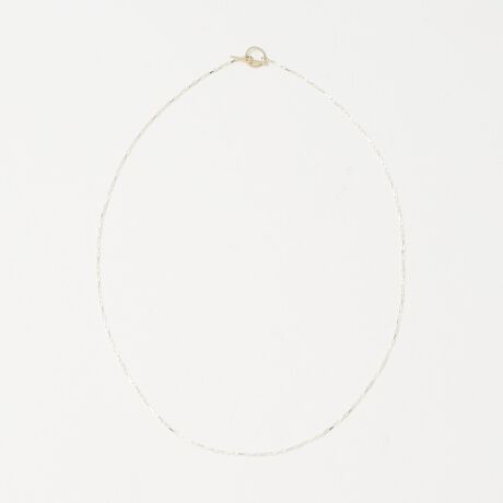 [^ԁF14336000002]~j}ɂ؂₩ɂA݂Ɋy߂fUCBfUC@ׂȃVo[`F[ɐ^J̗ߋgݍ킹A_Ȉۂ̃lbNXBߋɉ񂹂΁AƂ~j}`F[lbNXƂĂgقAtgɔzuƁANXȃS[hJ[̋PAȂɏiȃANZgYĂ܂BV[X^Cɍ킹āA\ςĊy߂{łBfރVo[925^JR[fBl[gVvȃfUCŁAJWA炫ꂢ߂܂ŕLȂŊ􂷂ACeB~j}`F[ƂĂgۂ́ÃANZT[Ƃ̏d˕t߂łByӎziɁu舵̒ӏvAu\v܂ꍇ́AgpOɕKmFBi摜́A̓p\RȂǂ̉{ɂAۂ̐FƈقȂČꍇ܂B炩߂Bi̐F̖ڈ́AiP̂̉摜QƂBX܂ւ₢킹̍ۂ́ASBEAUTY&YOUTHeX܂܂ŉL̕i/iԂ\tBiFSC SV925*BRS NECKLACE iԁF14336000002