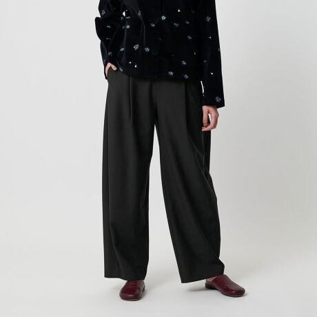 [^ԁF16141000012]J[uVGbgŒȂɃANZgvX閜\pcfUC{̃[hYۂ݂̂VGbg̃pcBChȂKxȂƂ肪ȂAXbNX̂悤ȂƊ˔ACeB񂵂̌n2FƁAYCNȈۂ̃XgCvpӂ܂BfލהԎ̃NAȞђfނgpB|E^ŐnГꂷ邱ƂŌłȂ肷Ah[vƓKxȐLт̂鐶nB􂢉\ȗ֐͂łBR[fBl[gpcɃRpNgȃgbvX킹ănyނ̂߁B̂\̓{[̂jbgƂoXǂ܂܂BvgsVcƂ̃JWA~bNXAWPbgȂǂꂢ߂ȃACeƂlɂȂꒅłB============================nFȂFȂLkF₠򊴁FȂPA@F􂢉============================yӎziɁu舵̒ӏvAu\v܂ꍇ́AgpOɕKmFBi摜́A̓p\RȂǂ̉{ɂAۂ̐FƈقȂČꍇ܂B炩߂B摜̏i̓TvłBX܂ւ₢킹̍ۂ́ASBEAUTY&YOUTHeX܂܂ŉL̕i/iԂ\tBiFBL E/R/PU CURVE PT iԁF16141000012