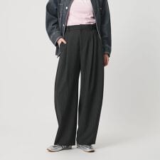 ポリエステルブレンド カーブパンツ