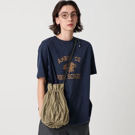 [^ԁF18325000023]BEAUTY&YOUTHʒACeRECAMIERJWAƏi˔В^obOfUC{×̑ܕłgВ܁hč\zv[cobOuKinchackvBƎ̔䗦ŕ҂ݏo}`܂莆^NA̓IȃAR[fBIv[cH{Ă܂BXG[h^b`̑fނgpA炩ŗDȎy߂iɎdグ܂BfC[JWAɂ͂Amg[ŃVbNȃX^CɂANZgvXBBEAUTY&YOUTH̓ʂȃACeЁBfޕ\nF|GXeA|E^nF|GXeRECAMIERiJ~GjuhRZvǵA g Design from Golden Ratio hBaƗmAߋƖAdƏ_炩AƋȐȂǁÂ̒awiɐwIŌzIȊϓ_Ɖ䗦Av[`fUCǋBuh̃ACR}[ŃAӂ̒ƑΊp̒Ƃu܊p`iPENTAGONjvByӎziɁu舵̒ӏvAu\v܂ꍇ́AgpOɕKmFBi摜́A̓p\RȂǂ̉{ɂAۂ̐FƈقȂČꍇ܂B炩߂Bi̐F̖ڈ́AiP̂̉摜QƂBX܂ւ₢킹̍ۂ́ASBEAUTY&YOUTHeX܂܂ŉL̕i/iԂ\tBiFBL RCMRxBY F/SD KNCAK M iԁF18325000023