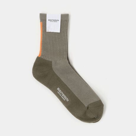 [^ԁF14356000008]ɂ肰ȂANZgYAu҂݃NH[^[\bNXBfUCɑ郉CۓIȁAx[VbNȃu҂݂̃NH[^[\bNXBnFŐ؂ւʂ̓pCdlɂȂĂAقǂ悢݂ŉKȗSnłBXj[J[͂AU[V[YƂDŁAɂ肰ȂANZgYĂ܂BfރhCȔ̃RbguhfނgpBR[fBl[g悢̃NH[^[\bNX́AV[YXɊ􂷂ėp̍́B肰ȂLb`[ȃANZgfUCŁAMtgɂ߂̃ACełByӎziɁu舵̒ӏvAu\v܂ꍇ́AgpOɕKmFBi摜́A̓p\RȂǂ̉{ɂAۂ̐FƈقȂČꍇ܂B炩߂Bi̐F̖ڈ́AiP̂̉摜QƂBX܂ւ₢킹̍ۂ́ASBEAUTY&YOUTHeX܂܂ŉL̕i/iԂ\tBiFSC BACK LINE  SOCKS iԁF14356000008