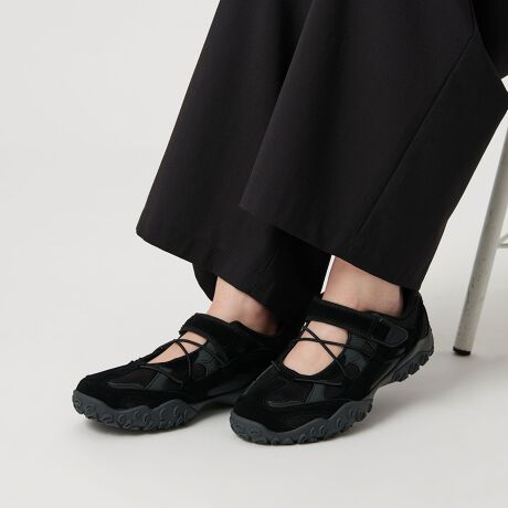 [^ԁF18314000082]FILAghX^CAxNXj[J[uGVby VC v2 LXvfUCFILÃxXgZ[uECHAPPEiGVbyjvxNo[WɃAWfBoGV[Ŷ悤ȃV[[XfUCzAX|[eBŃj[Nȃ[hoĂ܂BAEghAeCXg̓Iȃ\[AÂ}JWAX^CoꑫBChpc̐`An[t{gɃ\bNXƋɍ킹̂{Ȉۂ܂BfރAbp[FVRv[J[iԁF1XM02368H001FILAitBjC^ÃrGŒaA100Nȏ̓`遃FILABI[ZeBbNt@bVx̍X|[cuhƂĐlCŝ̂ɂĂ܂ByӎziɁu舵̒ӏvAu\v܂ꍇ́AgpOɕKmFBi摜́A̓p\RȂǂ̉{ɂAۂ̐FƈقȂČꍇ܂B炩߂Bi̐F̖ڈ́AiP̂̉摜QƂBV[Y̏dʂ́AV[Y{̂̂ݗ̏dʂƂȂ܂Bti͌vɊ܂܂܂BiɕsǂꍇAє̔j܂Ă܂B炩߂BX܂ւ₢킹̍ۂ́ASBEAUTY&YOUTHeX܂܂ŉL̕i/iԂ\tBiFSC FILA ECHAPPE VC v2 LX iԁF18314000082