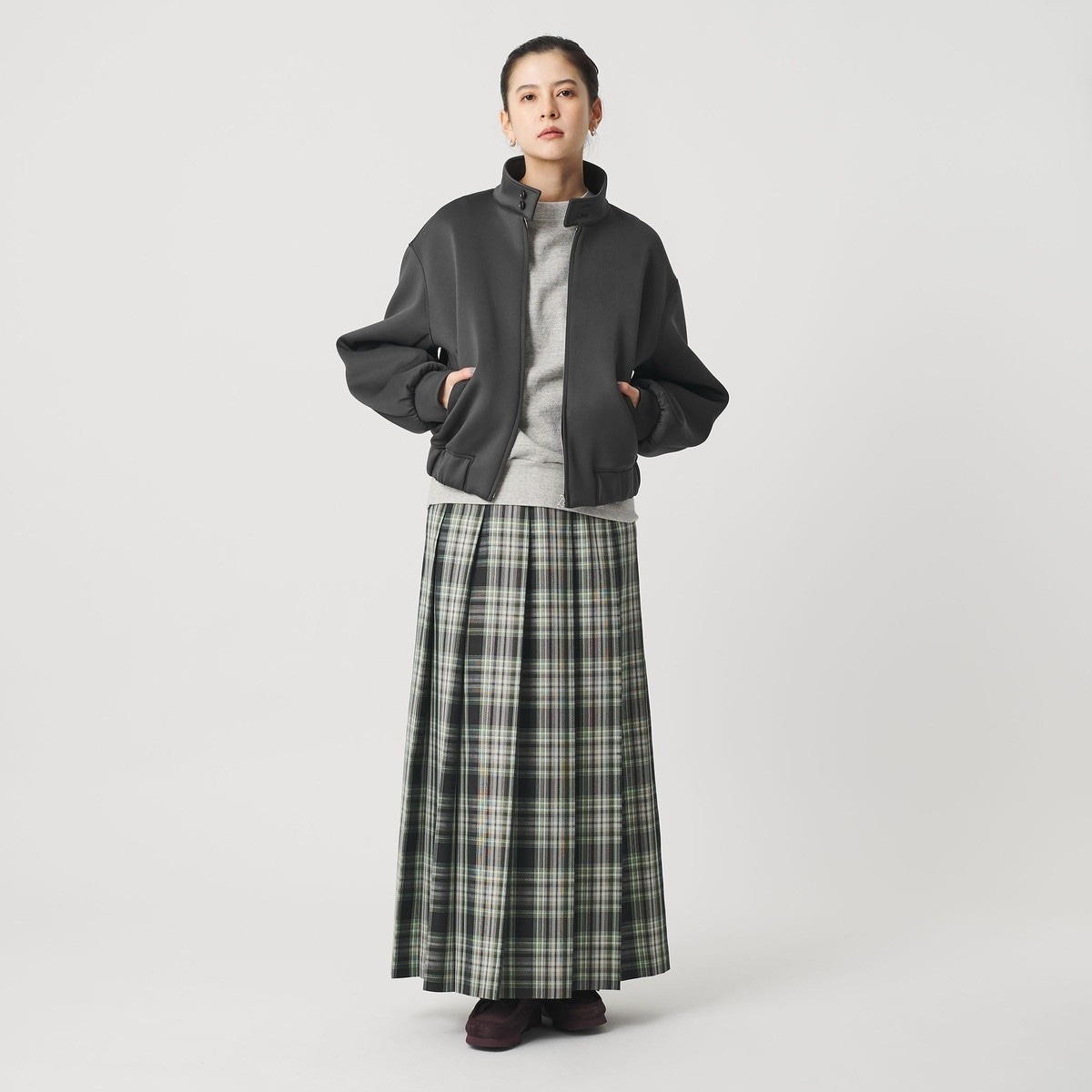 ADAM ET ROPE' FEMME アダムエロペ 圧縮ペプラムブルゾン 楽天市場】【SALE／50%OFF】【WEB限定】圧縮ペプラムブルゾン ADAM ET