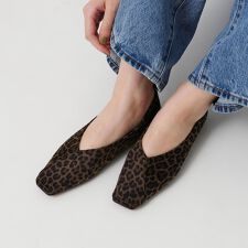 Vカット レオパード フラットシューズ