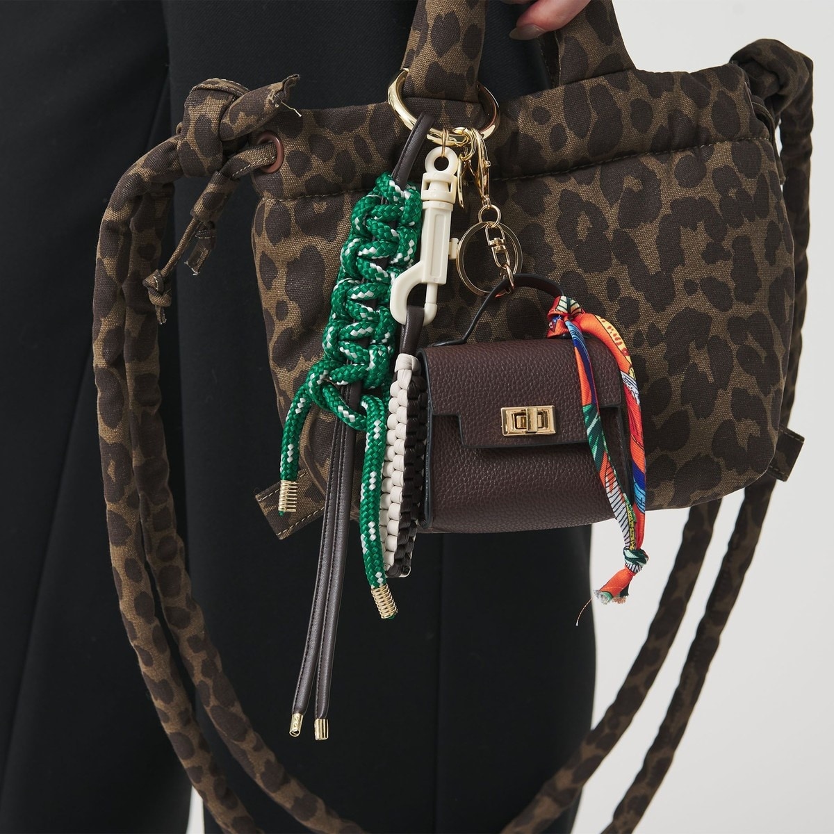 スモール アップル バッグ チャーム | コーチ(COACH) | マルイ