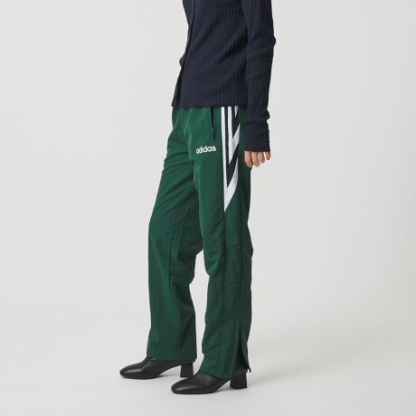 [^ԁF16144000002]X|[ceCXg̖tɊ􂷂NVbNȁadidas OriginalsgbNX[cpcfUCgȃ[h̃gbNpcB80ÑACRjbNȃX^CČA_ȃOtBbNő݊Q̈ꒅłBbNXSnEGXgSdlB̓WbvŊJ\ŒȂ̕ωył܂BR[fBl[ĝ݂fފ̃J[fBKŃV[Y[hYBVcWPbgőlۂ킹Ă̂߂łBEV[ỸAE^[iΏەiԁF16254000000ĵpӂ܂Badidas OriginalsiAfB_X IWiXj2001NɁAadidasadidas Originals𐳎ɐݗBOť`gtHCiTrefoiljSAadidas Originals̏ےƂčLFmĂ܂Bt@bVX^CdȂAXg[gEFAƂĂ̑݊BX|[cEFAuhƂĂ̓`؂ȂAɐVl񋟂Ă܂ByӎziɁu舵̒ӏvAu\v܂ꍇ́AgpOɕKmFBi摜́A̓p\RȂǂ̉{ɂAۂ̐FƈقȂČꍇ܂B炩߂Bi̐F̖ڈ́AiP̂̉摜QƂBX܂ւ₢킹̍ۂ́ASBEAUTY&YOUTHeX܂܂ŉL̕i/iԂ\tBiFadidas TRACKSUIT PANTS iԁF16144000002