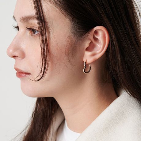 [^ԁF18336000056]肰ȂÂYĂn[gVFCvsAXfUCό`fUCؚ̉Ȉۂ̃n[g`[tsAXBO猩镔ɂ̓L[rbNWRjA{ALLƏiȋP܂BfC[[Xɂ͂Aؔ߂ȂACe̓ItBXɂBgpłȂAMtgɂ΂iłBR[fBl[gTXEFbg̃JWAfC[EFAɏ炵ANZgƂĂ߁BtF~jȃs[XR[fɂ҂ȉ؂₩o܂ByӎziɁu舵̒ӏvAu\v܂ꍇ́AgpOɕKmFBi摜́A̓p\RȂǂ̉{ɂAۂ̐FƈقȂČꍇ܂B炩߂Bi̐F̖ڈ́AiP̂̉摜QƂBX܂ւ₢킹̍ۂ́ASBEAUTY&YOUTHeX܂܂ŉL̕i/iԂ\tBiFBYN C/Z LINE HRT P iԁF18336000056