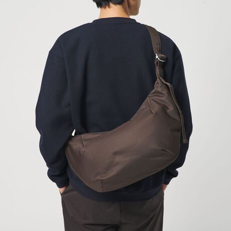 [^ԁF14321000001]ĉ݂tH͂́AO^iCobOBfUCnƂȂ₩˂낦㎿ȍxiCfނŎdĂ[V_[obOB{[̂fގgŁAӂۂ݂ттVGbgIȃkPo܂B|΂ߊ|͂AV_[XgbvZ߂ɒ΃nhobÔ悤ɂg}`dlBɂ́AMdi̐ɕ֗ȃt@Xi[|PbgtŁAfC[Ɋ􂷂ACełBfޖ{́FiC100%nF|GXe100%R[fBl[g}bĝق̂Ȍ򊴂ŁALȂɎRɗn݂܂B΂ߊ|ȂX|[eBA|莝Ȃ痎͋Cłg܂B============================PA@EłizŉEhXv[邱ƂŝAh============================yӎziɁu舵̒ӏvAu\v܂ꍇ́AgpOɕKmFBi摜́A̓p\RȂǂ̉{ɂAۂ̐FƈقȂČꍇ܂B炩߂Bi̐F̖ڈ́AiP̂̉摜QƂB摜̏i̓TvłBX܂ւ₢킹̍ۂ́ASBEAUTY&YOUTHeX܂܂ŉL̕i/iԂ\tBiFSC NY-TWL MOON SLDR iԁF14321000001