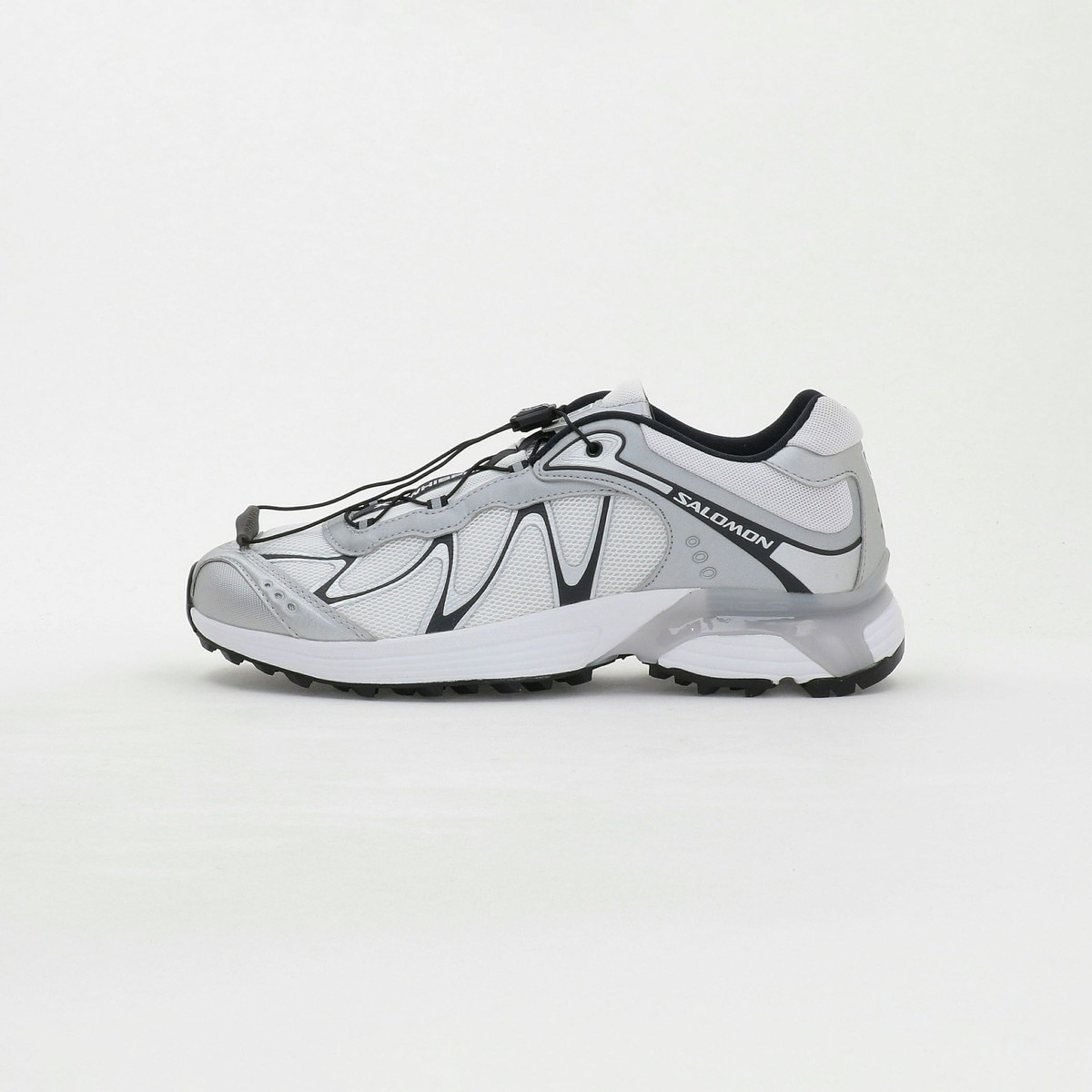 [�}���C]�y����EXCLUSIVE�z��Salomon��XT-WHISPER �X�j�[�J�[/�r���[�e�B�[�����[�X ���i�C�e�b�h�A���[�Y�iBEAUTY&YOUTH�j SILVER