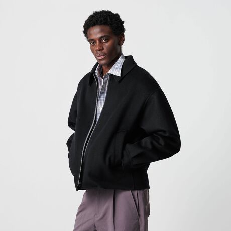 [^ԁF12251000011]㎿ǁACȂBHD邾ŐA~̎ACeBfUCo[DŎdĂA㎿YV[gu]By₩ȒSnƁA~j}ȘȂ܂͂̈ꒅłBtgɂ͍t@Xi[uEXCELLAiRjv̗pAăVdlɂ邱ƂŁAVvȒɂ悢ANZgvXBV[gr[o[dグ̊炩ȐnƑ܂āAiƑ݊˔fUCɎdグ܂BfރV[gr[o[dグ{A莝̗ǂ̃E[fނʒō쐻BDグɐnkOAщH𒚔JɊ葵ĐQ邱ƂŁA炩ȕ\ʊƏiȌ܂BƂnȂAӂƂ_炩˔́B~̃AE^[Ƃď\ȕۉmۂAڂɂ̂dオ肪łBR[fBl[gE[fނȂV[gu]^̃fUCŁAfC[Ɏ₷ꒅB{gXI΂ȂoX̗ǂ䊴ƃVvȘȂ܂ŁALX^COɃ}b`܂B㎿ȑfފƃ~j}ȃfUCȂ肰ȂiグĂu]łBfނŃR[ĝpӂ܂BiΏەiԁF12251000012j============================nFȂFȂ򊴁FPA@FhCN[jO============================yӎziɁu舵̒ӏvAu\v܂ꍇ́AgpOɕKmFBi摜́A̓p\RȂǂ̉{ɂAۂ̐FƈقȂČꍇ܂B炩߂Bi̐F̖ڈ́AiP̂̉摜QƂBX܂ւ₢킹̍ۂ́ASBEAUTY&YOUTHeX܂܂ŉL̕i/iԂ\tBiFSC SRT/BEV REVER BLSN iԁF12251000011