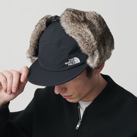 [^ԁF14384000010]AȎ̃t@[₳ށAEC^[dliCLbvfUCEC^[LvXL[ȂǂŎg₷AVvȃfUC̕ۉLbvłB\nɂ͖hɗDꂽiCIbNXn̗pBĕ̃|GXefނ̃t@[́AAt@[̂悤ȐFƔGBёAfbhGAߍݕۉ߂Ă܂BDڂ̓V[V[OHς݁BĂ̓e[vobNœɊグ邱Ƃ\BUVveNgiUPF50{AOJbg95ȏj@\tBƂ΂A^E[Xɂg₷fUCłfޕ\nFiC100%nF|GXe100%tFCNt@[F|GXe100%R[fBl[gt[XVFWPbgȂǁAebNfނ̃ACeƍ킹ƃAEghA[h}b`B{gX͑߂̃fjXbNXȂǃbNXVGbgIԂƁAXɂނقǂ悭sIȕ͋Cɂ܂Ƃ܂܂B[J[iԁFNN42543iubNjE[J[TCYFLTHE NORTH FACEiUEm[XEtFCXj1968NAč̃JtHjABo[N[őnƁBĩO[X_EɂȂgpNIeB̍X[sOobOA_Ep[J̌`ƂVFE p[JAẼh[^eguI[oCeVvȂǁA؂̑ËAi葱Ă܂ByӎziɁu舵̒ӏvAu\v܂ꍇ́AgpOɕKmFBi摜́A̓p\RȂǂ̉{ɂAۂ̐FƈقȂČꍇ܂B炩߂Bi̐F̖ڈ́AiP̂̉摜QƂBX܂ւ₢킹̍ۂ́ASBEAUTY&YOUTHeX܂܂ŉL̕i/iԂ\tBiFN/F BADLAND CAP iԁF14384000010