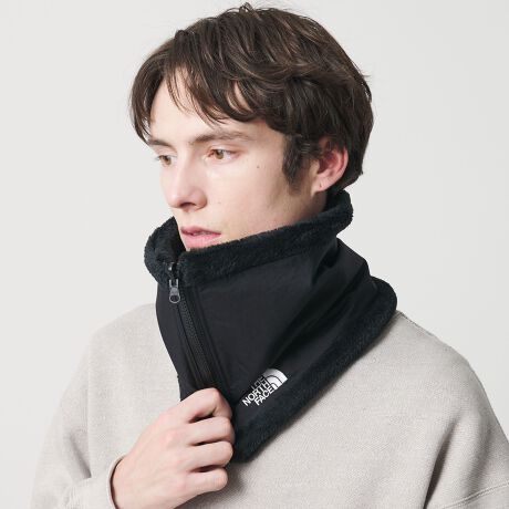 [^ԁF14364000002]\ŎgAo[VulbNQC^[fUChƕۉ̓ʂo[Vudl̃lbNQC^[łB\ʂɂ́ARbĝ悤ȔG̃iCfނ́um[XebNNXGRv̗pBʂɂ́AyʂŕۉɗDĂu|[ebNo[T[~bhvŎdグĂ܂BE₷tgt@Xi[dlB@\Iŕ\̕\̈Ⴂy߂X^CbVȃfUĆA~̃^E[XŖ𗧂ACełBNX}Xv[gA؂ȕւ̓̊ӂ߂蕨ɂ߁BfސDʁFiC100%t[XʁF|GXe97%A|E^3%ȁF|GXe100%R[fBl[gubNł܂Ƃ߂VvȔzFŁAJWAX^CSʂɎACełBiCʂ\ɂΓsIɁAt[Xʂ\ɂ΃V[Y[hӂۂɎdオ܂B[J[iԁFNN72510iubNjTHE NORTH FACEiUEm[XEtFCXj1968NAč̃JtHjABo[N[őnƁBĩO[X_EɂȂgpNIeB̍X[sOobOA_Ep[J̌`ƂVFE p[JAẼh[^eguI[oCeVvȂǁA؂̑ËAi葱Ă܂ByӎziɁu舵̒ӏvAu\v܂ꍇ́AgpOɕKmFBi摜́A̓p\RȂǂ̉{ɂAۂ̐FƈقȂČꍇ܂B炩߂Bi̐F̖ڈ́AiP̂̉摜QƂBX܂ւ₢킹̍ۂ́ASBEAUTY&YOUTHeX܂܂ŉL̕i/iԂ\tBiFN/ F REVER N/ZIP GAITER iԁF14364000002