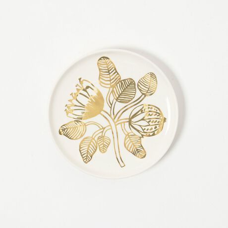 [^ԁF18734000005]WEBWJimarimekkoe[u߂Yv[gfUCԁXA`ꂽuTiaravۓIȃv[gBzCgx[XɁAS[hJ[̃^bN痿gpGKgȔzFiY킹܂B؂₩ȕ͋CíAHƂĂ͂Aʊ̂e[uR[foĂACeƂĂ߂łBEV[YŃR[q[JbviΏەiԁF18734000004jƃ{EiΏەiԁF18734000006ĵpӂ܂Bmarimekkoi}bRjtBh\t@bVACeAAG݂舵1957NnƂ̐n[J[marimekkoBFƂǂJtȃACeE̕爤Ă܂ByӎziɂA̔zu摜ƈقȂꍇ܂B͂pӂł˂܂̂ł炩߂BiɁu舵̒ӏvAu\v܂ꍇ́AgpOɕKmFBi摜́A̓p\RȂǂ̉{ɂAۂ̐FƈقȂČꍇ܂B炩߂Bi̐F̖ڈ́AiP̂̉摜QƂB₢킹̍ۂ́AiCebhA[Y@JX^}[T[rXfXN܂ŉL̕i/iԂ\tBiFby MRMK TIARA PLATE 13.5 iԁF18734000005