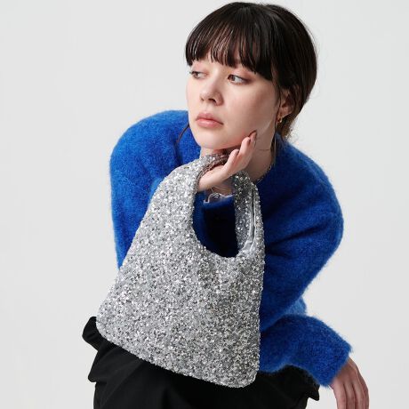 [^ԁF18326000017]R[f؂₮XpR[obOfUCׂȃXpR[ՂƖDtALb`[ȃobOB؂₩ȌڂłȂÂFgpl[hYiBdȂ肪ȏH~X^C̃ANZgƂāAANZT[ołACełBfޕ\nizjF|GXe100nFvR[fBl[g؂₩ȃbNX́AXEFbgjbgȂǃJWAR[f̊Oɂ҂Bzf[V[Yɂ́AƂhXAbv̂ƂĂ߂łBE|PbgFI[v|Pbg~1yӎzfP[gȑfނ̂mɂȂۂ́An̎CقȂǂɂӂBfޓAG▀CɂFɂӂBiɁu舵̒ӏvAu\v܂ꍇ́AgpOɕKmFBi摜́A̓p\RȂǂ̉{ɂAۂ̐FƈقȂČꍇ܂B炩߂Bi̐F̖ڈ́AiP̂̉摜QƂB摜̏i̓TvłBX܂ւ₢킹̍ۂ́ASBEAUTY&YOUTHeX܂܂ŉL̕i/iԂ\tBiFBY SPN BAG iԁF18326000017