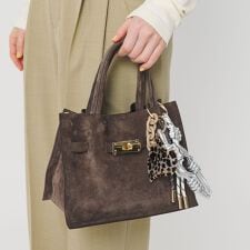 ＜VIOLAd’ORO＞レオパード ハート バッグチャーム