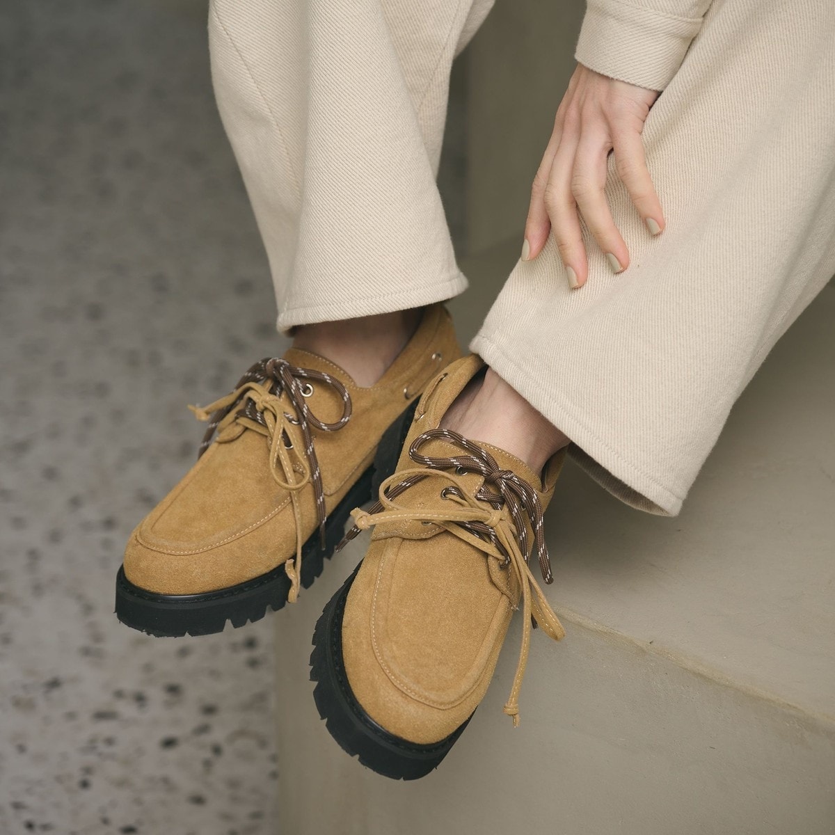 国内EXCLUSIVE】＜UGG＞アンスレー ミュール サンダル | ビューティー