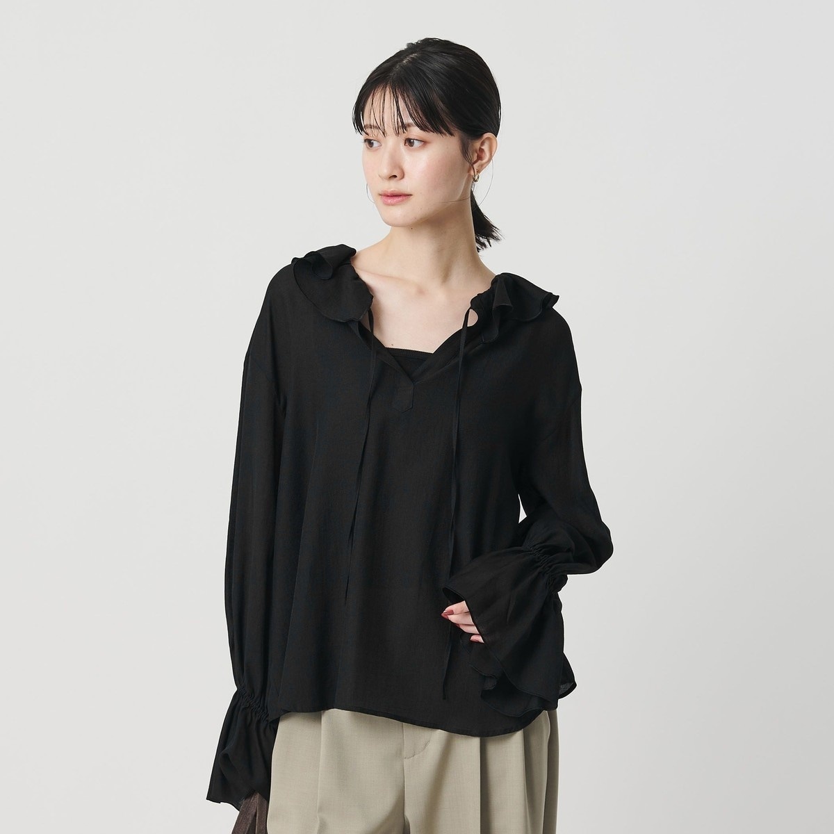 美品　ユナイテッドアローズ ラッフル スキッパーブラウス ウォッシャブル ラッフル スキッパーブラウス | ビューティー＆ユース ユナイテッド