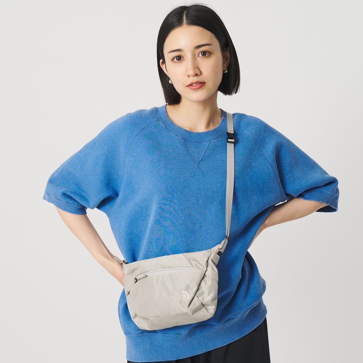 [�}���C]��THE NORTH FACE���J�y�� 2/�V�����_�[�o�b�O/�r���[�e�B�[�����[�X ���i�C�e�b�h�A���[�Y�iBEAUTY&YOUTH�j NATURAL