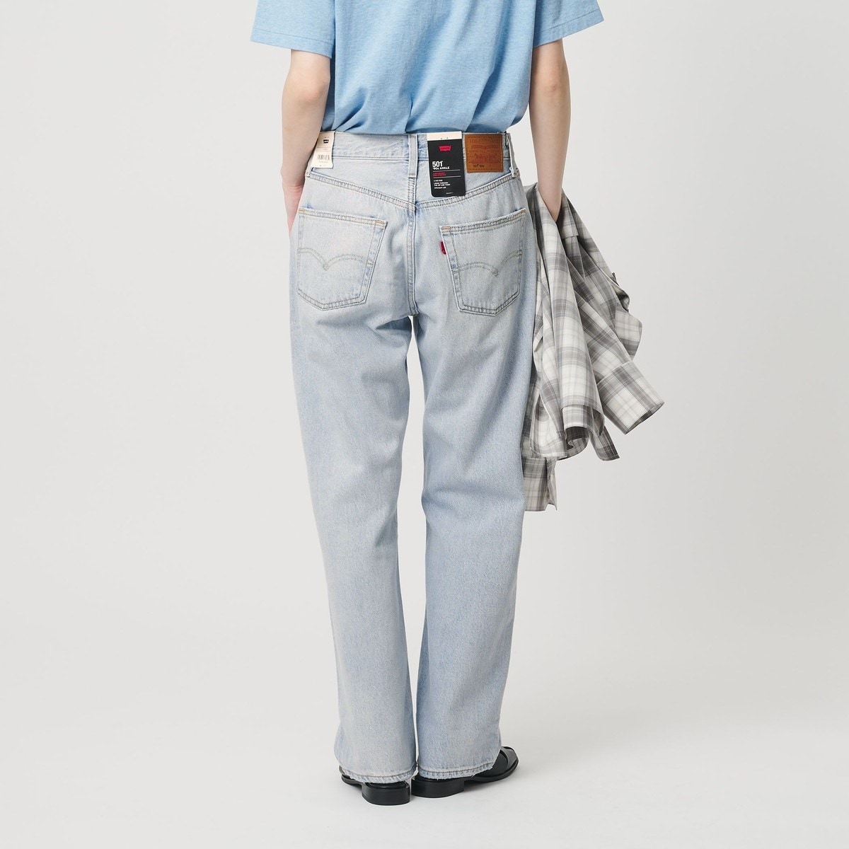 [�}���C]�y����EXCLUSIVE�z��Levi's��501 90s �f�j���p���c/�r���[�e�B�[�����[�X ���i�C�e�b�h�A���[�Y�iBEAUTY&YOUTH�j LT.BLUE
