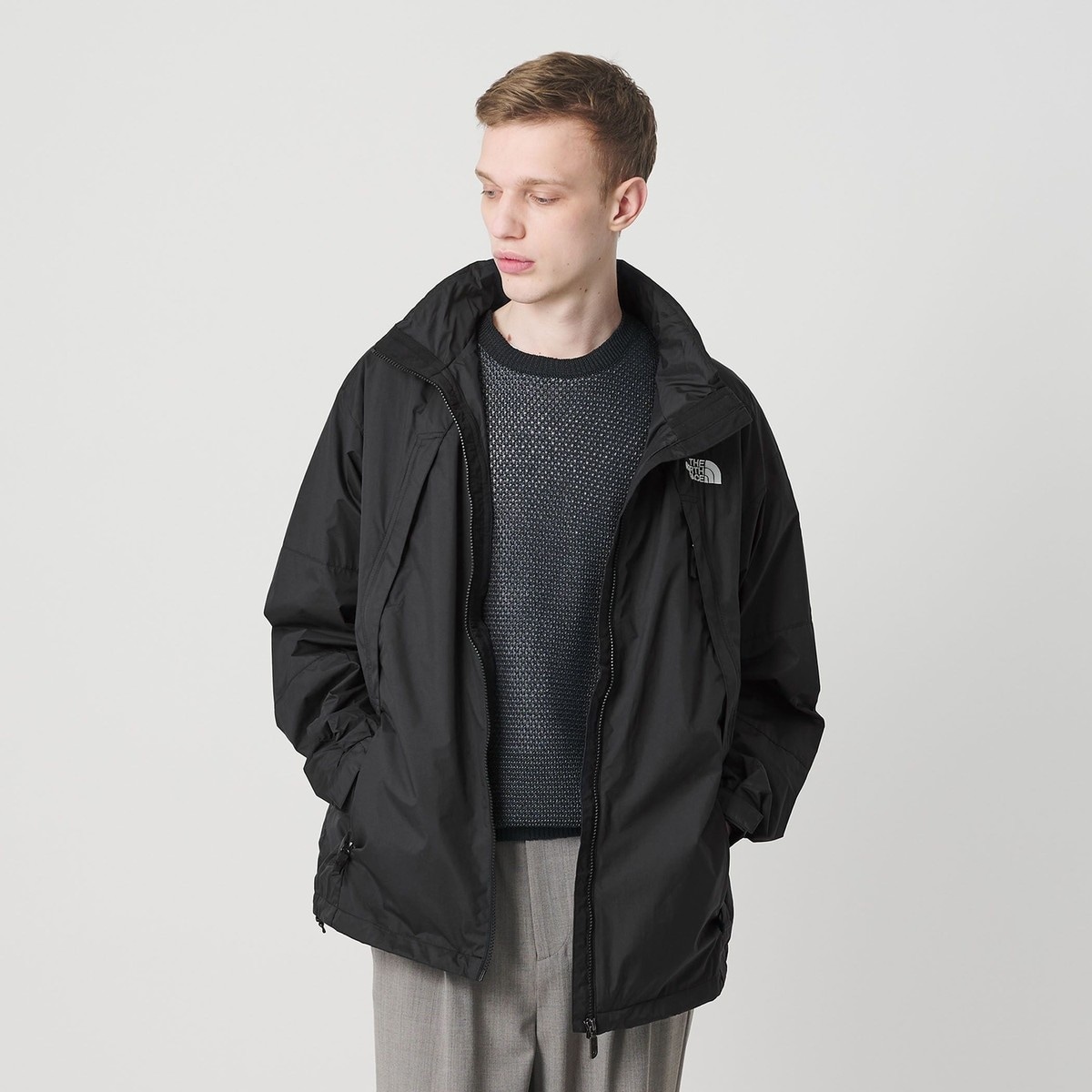 [�}���C]��THE NORTH FACE���`���j�[ �E�B���h �W���P�b�g/�r���[�e�B�[�����[�X ���i�C�e�b�h�A���[�Y�iBEAUTY&YOUTH�j BLACK