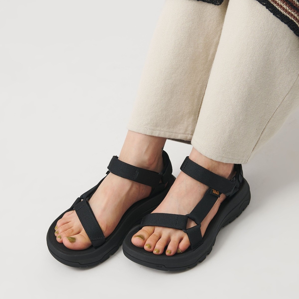 [�}���C]��Teva��HURRICANE XLT3 �T���_��/�r���[�e�B�[�����[�X ���i�C�e�b�h�A���[�Y�iBEAUTY&YOUTH�j BLACK