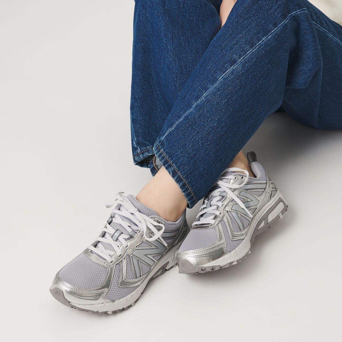 [�}���C]��New Balance��MT410 V5 �X�j�[�J�[/�r���[�e�B�[�����[�X ���i�C�e�b�h�A���[�Y�iBEAUTY&YOUTH�j SILVER