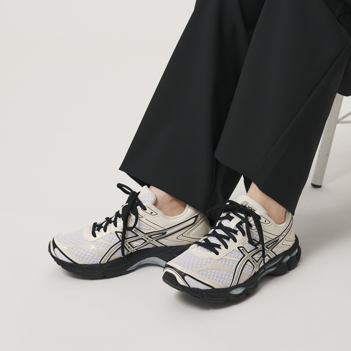 [�}���C]��asics��GEL-CUMULUS16 �X�j�[�J�[/�r���[�e�B�[�����[�X ���i�C�e�b�h�A���[�Y�iBEAUTY&YOUTH�j NATURAL