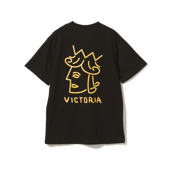 Ｖｉｃｔｏｒｉａ ／ Ｑｕｅｅｎ Ｈｅａｄ Ｌｏｇｏ Ｔシャツ