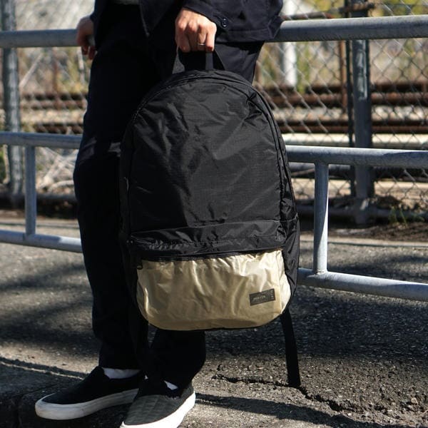 【美品】PORTER×BEAMS 別注 リップストップ デイパック ネイビー 今期のPORTERは何かが違う。｜ビームス 町田｜BEAMS