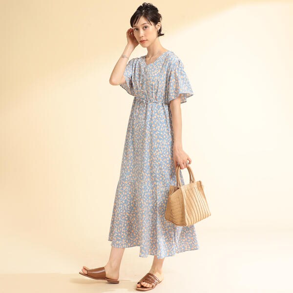 ☆美品☆ Ray BEAMSレイビームス　　フリル　フラワー　花柄ワンピース☆ Ray BEAMS ／ フラワープリント Vネック ワンピース