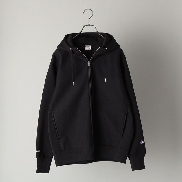 SHIPS別注】Champion： STORMSHELL ジップ