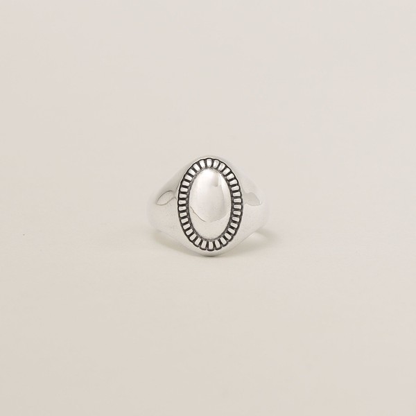 ＸＯＬＯ： ＯＶＡＬ ＭＩＲＲＯＲ ＲＩＮＧ リング | シップス(SHIPS