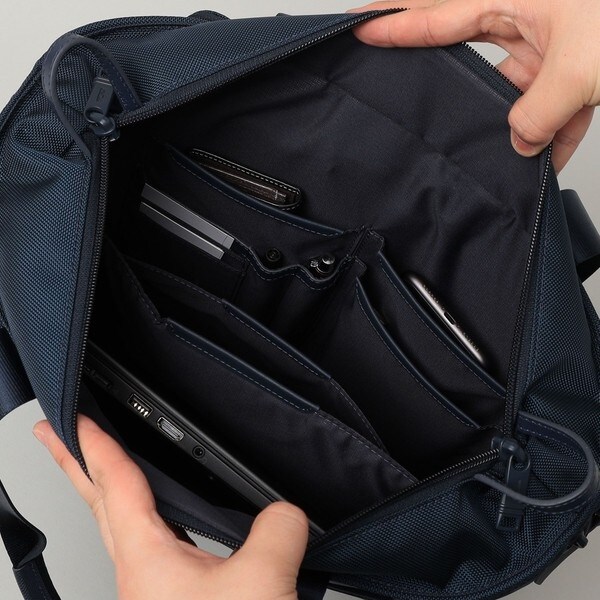SHIPS別注】TUMI: 完全別注モデル エクスパンダブル スクエア