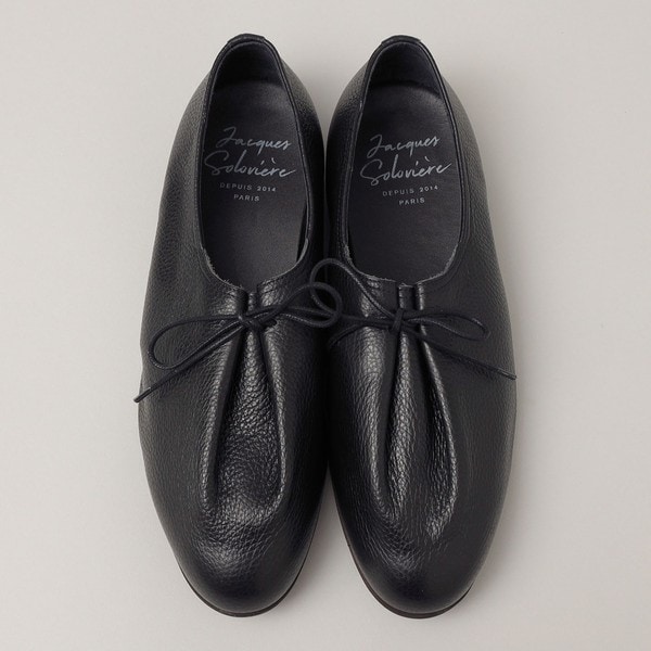 SOLOVIERE：マチュ グレインレザー フラットシューズ