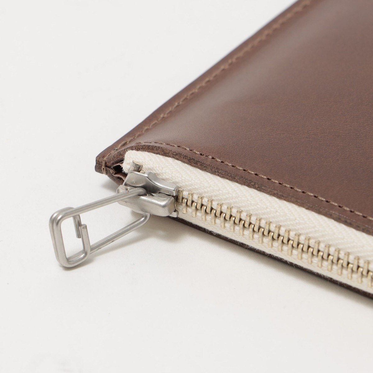 SHIPS シップス LAMPEYE L字ジップウォレット財布 SHIPS シップス LAMPEYE L字ジップウォレット財布