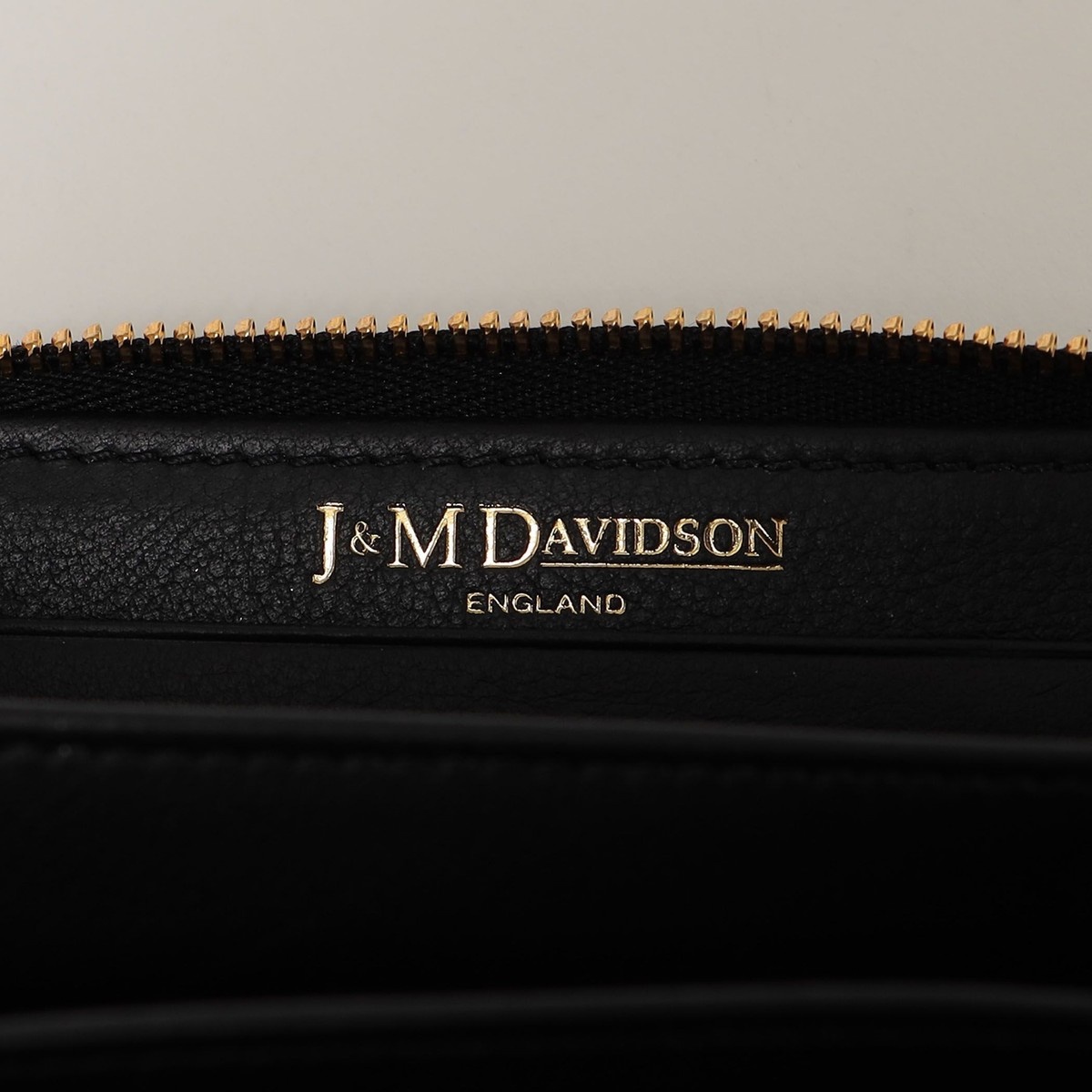 SHIPS別注】J&M DAVIDSON:スモール ジップ ウォレット | シップス