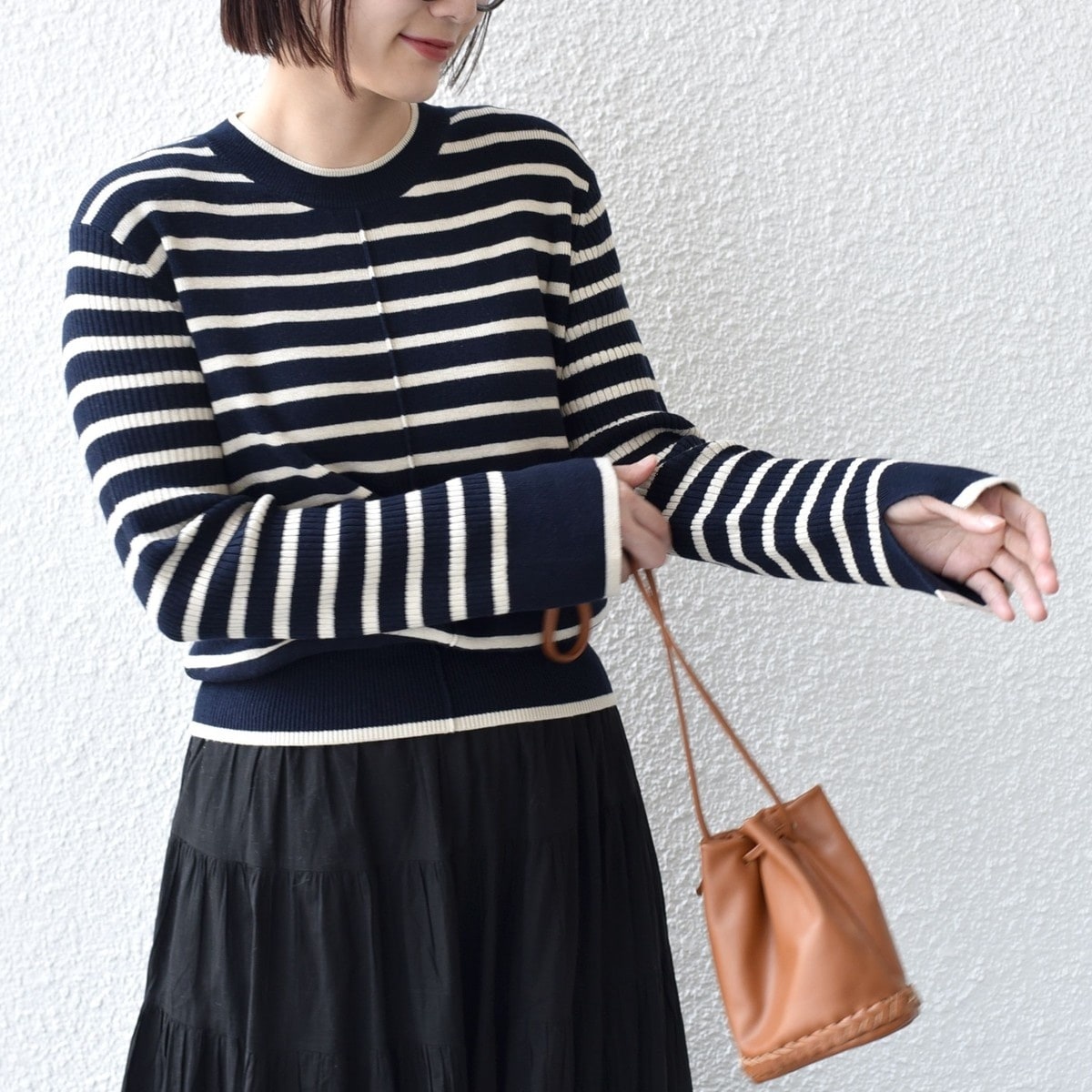 WEB限定】〈手洗い可能〉フラワー 刺繍 デザイン ニット