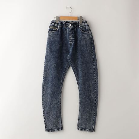 [^ԁF513140143]ARCHLINẼxXgZ[ACeABANANA DENIM PANTSj[AēołIfBe[ꕔɃTCNRbggpnɃj[A܂Bp^[i^joiî悤ȃJ[uĂ邱Ƃ疼tꂽBANANA PANTSBNC~Opĉ悤ȑ΂̗ǂpcڎwč܂BfނVɂƂŁA]̂HXɃJbRǂBtg̃^bNt⃊xbĝЂƂ𔒓hȂǁAוɂ܂ōHv𐷂荞񂾈ꖇłBRC|PbgZIPe[vJ[LȂ̂fUCi[̂łBTCYIуqbv͂ƁA͕tꂸ̃p^[݌vȂ̂ŁASւȂAXLj[/NbvhɂȂ܂Œ܂BTCYAbvăChpcɒpĂVGbgɂȂ܂BD݂̃VGbgɍ킹ĂIтBX^CO킹ACeI΂Ȃ\ACeBɃe[p[hVGbgɂȂp^[݌vׁ̈AJWAȂARCH&LINE炵LCڂȈۂc܂BWXgTCYIł΃VcWPbg킹邱ƂŊȒPȃIP[Wɂp܂BfރTCNRbg6%gpALRsŐYꂽfjnZNgBłقǂ悭ĝɓނ̂ŁAĂ̂YꂻȂقǉKBI[V[Yp܂BARCH&LINẼTCYȂ̂SHIPSTCY傫߂łBΏۃTCYڈƂȂ܂BXXL/145`155cmiΏۃTCY155jyARCH&LINEiA[`CjzwARCH^Ȑ蓹ExƁwLINE^^E^ʖڂx uqƑlꏏɃt@bVy߂vȃRZvgɉnCNIeBuhBqłȂfBe[ɂfUĆAx̍lB𖣗܂Bq̐ƋɁAĂ㎿ȑfނgA̎łX^_[hŔƎvACeWJB wLɁxՕił͂ȂA܂ł؂ɂƎvRNVBsBR[|[V(TM)F؊ƁtBR[|[V(TM)F؂Ƃ́AЉ̌Eւ̔zȂǂ܂܂ȖʂɊÂ{]𓾂Ƃɗ^F؃xłB