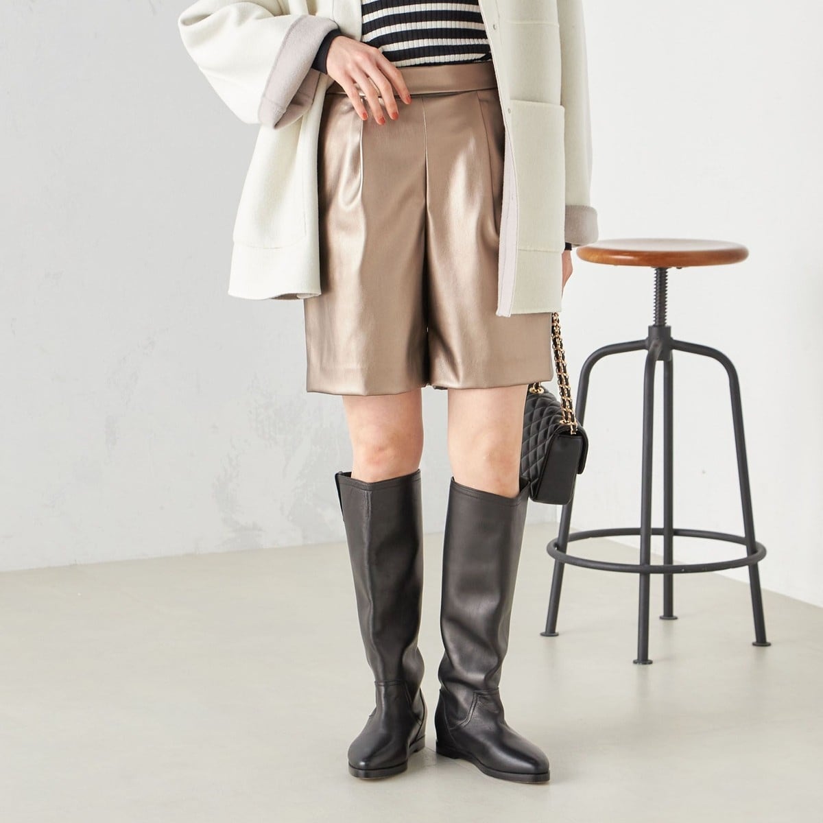 〈手洗い可能〉ハーフ タック パンツ