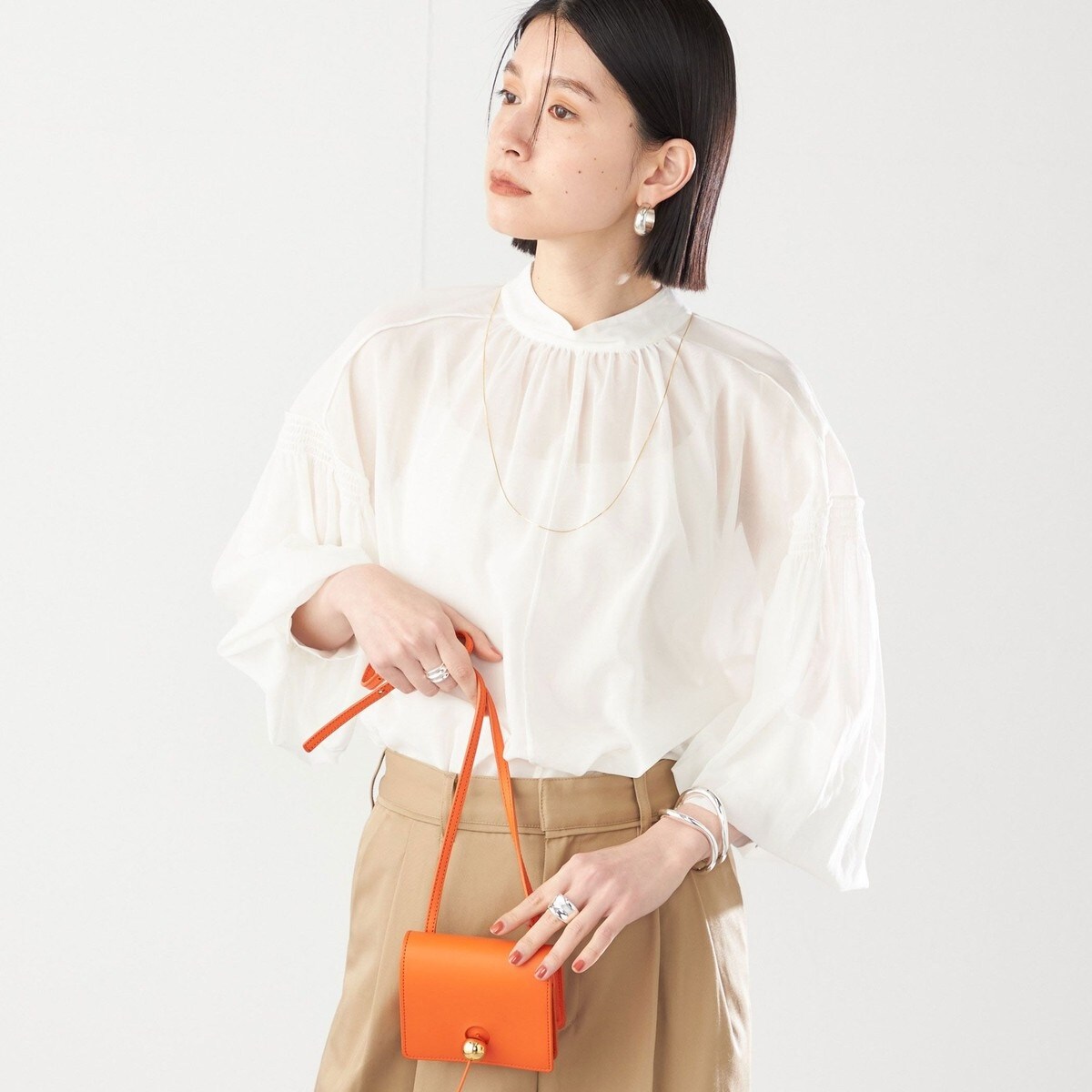 洗濯機可能〉スタンドフリル ボリューム ブラウス 24SS