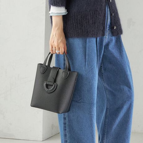 [^ԁF310001178]\25AW\JWAɂꂢ߂ɂg閜\~jobOIobNۓIȃ~jobOB̋В͎O\łBRohŎdグJ[̓\tgŉ̂镗ɁB킹镞I΂lXȃR[fBl[gɓł܂B₢킹iԁF310-00-1178y18:ubNnzƁy19:ubNz͖{̂̐F͓łBXeb`̐F݈̂قȂ܂BTCg̃J[\LƏi^ÕJ[قȂꍇ܂BBeɂ菤i̐FقȂČꍇ܂BîF́AB摜QlɂĂBipׂɁAAeV^OKmF̏Ap͂舵B摜̏i̓TvłB ۂ̏iƎdlAHATCY኱قȂꍇ܂B