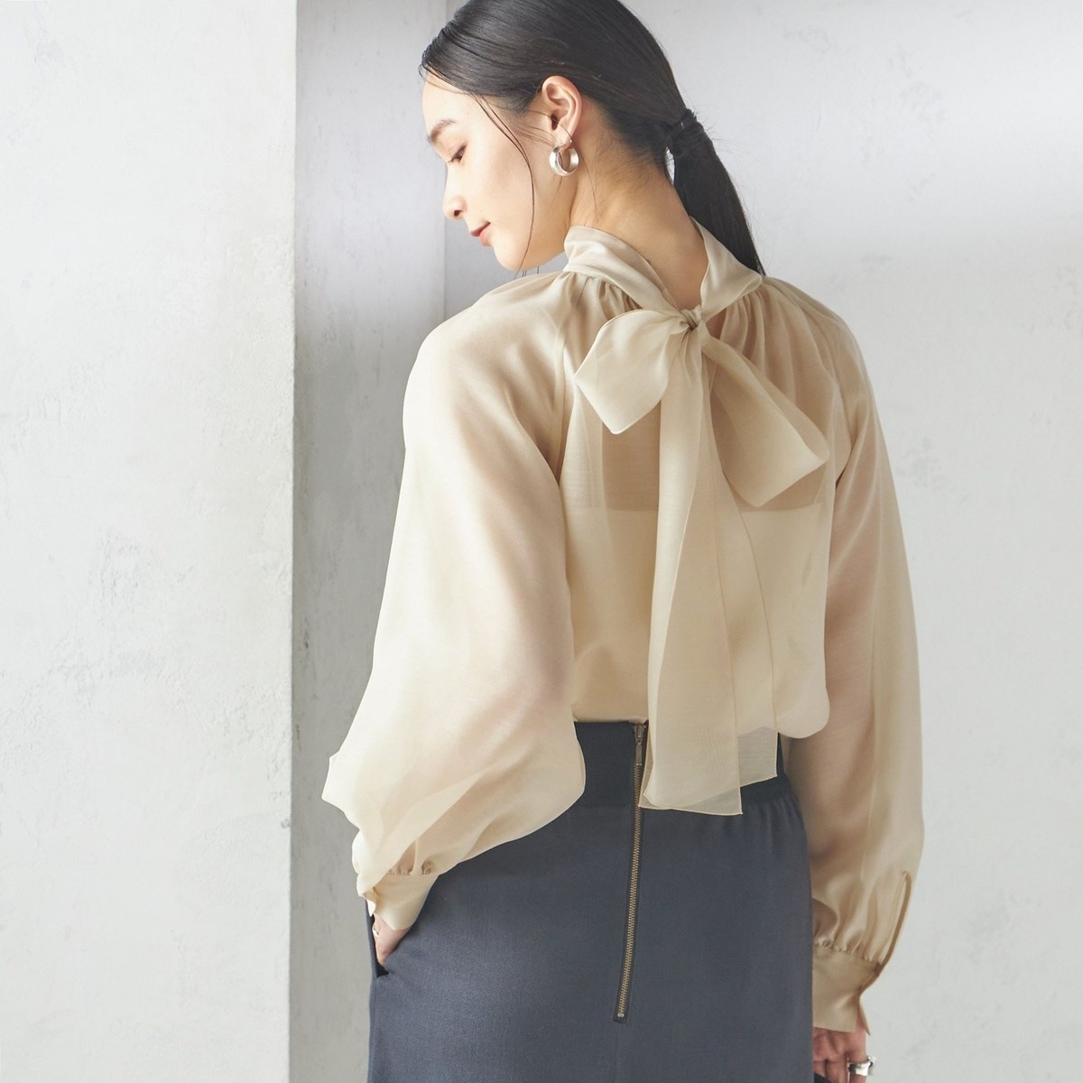TORRAZZO DONNA:〈手洗い可能〉フラワー ティアード ブラウス TORRAZZO DONNA:〈手洗い可能〉フラワー ティアード ブラウス