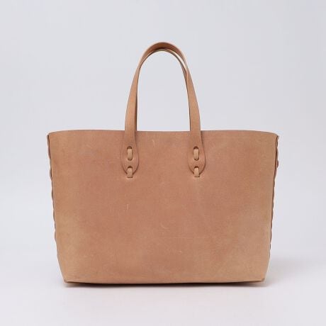 [^ԁF118470047]̂gXJ[ił͗LȎ@ŁAXL[u[cȂǁAx߂̂ɎgpĂ܂Bfނ̗ǂőɊāAɃVvȃfUCƒ悢̃TCYA3̓hXobOłBSHIPSʒ IL MICIÕU[g[gobOxbV[^ƌoPb^U[̗gpfޕʒg[gobOBϋvɗDAṽGCWOA_炩ȎGœ݂̂łBVvȃfUCƒ悢TCYŁArWlXobOƂđ劈̃ACeByIL MICIOz(CE~[`)C^AhqLhƂӖŁALȂfUCi[̐[J́A̋Ĉ悤ɒNɂZтARȐ_Ŏ̌CÂǋƂz߂̖܂B1999NwCE~[`x𗧂グǍCÂX^[g܂B₪Ă̍˔\tBcF̘V܃Vbvw^CEAE^Cx̃I[i[łtRE~kb`ɔF߂Ȁ͂𓾂ē{lƂď߂ĊCOɃrX|[ÑVbvI[v܂B܂VbṽV[YfUCi[₻̗̑LZNgVbṽV[YfUC肪ÃfUCZXE˔\ɂ͍]𓾂Ă܂B_A_RoSĂ̕iԎgōsƂElCŁAfUCɎ܂Ő[Ĵ肪Ɋ܂Bfނ́AM⋍ȂǃGCWOy߂vfނłȂAPVCĂ邱Ƃ̂ЂƂłByӎzipׂɁAAeV^OEl[KmF̏Ap͂舵BBeɂ̓p\REX}[gtHȂǂ̉{ɂāAۂ̐FƈقȂČꍇ܂B@i̐F͏iP̂ŎBe摜QƂB摜̏i̓TvłB@ۂ̏iƎdlAHATCY኱قȂꍇ܂B