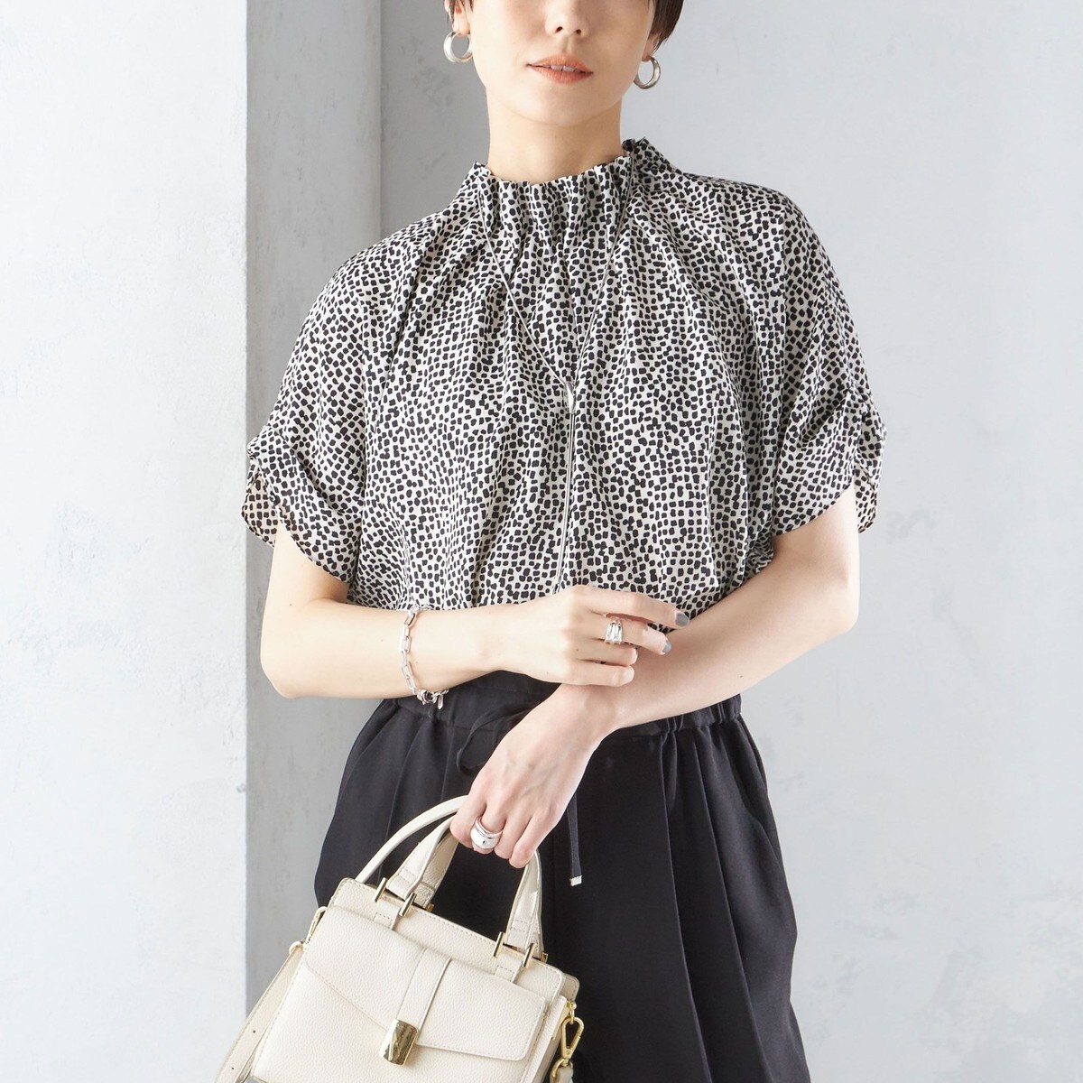 手洗い可能〉コットン オーガンジー 刺繍 ギャザー ブラウス