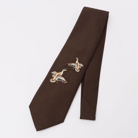 [^ԁF118280394]Stefano Cau(Xet@m JE)̃E[/VNfނɃGuC_[{ Aj}̃lN^CV[YƎ̍ʒWJXet@mEJEłAV[Y͂ɓʂȃX^C̃lN^C쐻Ă܂BSHIPS̊Sʒň˗Be[W^CAz啿̃p^[̎hJ͑ł͎ɓ邱ƂłȂAʂȃlN^CƂȂ܂ByfޓEfUCzE[/VNnɓIȒ̎hJ{lN^CByX^COzcC[htlnȂǂ̃WPbgƂ̑́񌳂؂₩ɉoĂACeŃJg[TCh͋̕C̃X[cWPbgƂ̃R[fBl[gɂ߂łByStefano Cauz (Xet@m JE)lN^CE̋S˂ƕ]fUCi[Stefano Cau(Xet@m JE)BC^A@ێYƂ̐nRŁANꗬuh̃lN^C̃eLX^C肪ĂhXE͎̎ҁBR܂AR炿Stefano Cau(Xet@m JE)B25NԁAVN̐nƌĂ΂C^ÃRAhAj[[NȂǂŐE҂ɂĔ|ꂽoA2008NĎg̖uh𗧂グ܂BGKgłASnɂSʂōĩlN^C𔭐MĂ܂Byӎzi͂܂炷ɔz炨oBԂ̂܂܂ɂ܂Ƃ̌ƂȂ܂Buݎv́A匕̗ɂ鎅̂ƂŁAlN^CԍہA̎Ƃŗ͂𕪎UADƃlN^Ĉ̐n̔jh܂Bɓ荞ł邱Ƃ܂BBipׂɁAAeV^OEl[KmF̏Ap͂舵BBeɂ̓p\REX}[gtHȂǂ̉{ɂāAۂ̐FƈقȂČꍇ܂B@i̐F͏iP̂ŎBe摜QƂB摜̏i̓TvłB@ۂ̏iƎdlAHATCY኱قȂꍇ܂B