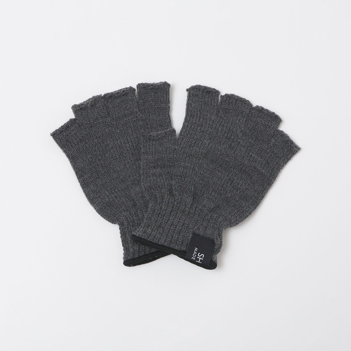 MOON ニット グローブ 手袋　SHIPS 楽天市場】【SALE／40%OFF】SHIPS MEN SHIPS: MOON ニット
