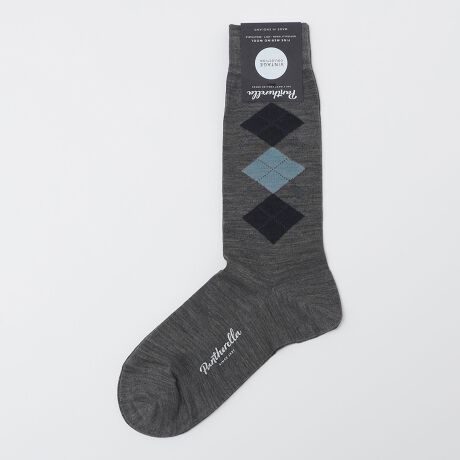 [^ԁF118040078]₷ɒ]PANTHERELLAЂ̃\bNXyfޓzfނ̓mE[BmE[́AʓIȃE[ɔׂămE[͋zEoACʓIɋzo܂B̂߁Aƕۉ𗼗@\Kɒp邱Ƃł܂ByfUC/dlzA[KC`FbŇCBPANTHERELLÃA[JCufUC㕗ɃAWĂ܂BׂQ[Wŕ҂܂Ă̂ŊȗSnŃV[XȂܐByPANTHERELLAz(pZ)pZЂ̓CMXɈʒu郌X^[1937NɑnƂ\bNX[J[łBpZE\bNX̓́hFine Linked ToehƌĂ΂ܐ̕dグɂ܂B̍HsƂɂ芊炩ŏ_炩ȋψꂵqڂɎdグĂ܂B̂߁AƂ̌qڂ̃SȂAɂ҂Ƌzt悤Sn܂B ܂gp鎅ׂ͂ČIꂽî̂gpAГƎ̎dlŔQĂ܂BpZЂ̂悤ȐYidp͔NXHLȑ݂ɂȂĂĂAp̕SݓXnbYZtbW͂߁AiȐi̎pɋvȃYVbv̂قƂǂɕׂAam\bNX̃}[Pbg[_[ƂĂ̒nʂh邬Ȃ̂ƂĂ܂ByӎzipׂɁAAeV^OEl[KmF̏Ap͂舵BBeɂ̓p\REX}[gtHȂǂ̉{ɂāAۂ̐FƈقȂČꍇ܂B@i̐F͏iP̂ŎBe摜QƂB摜̏i̓TvłB@ۂ̏iƎdlAHATCY኱قȂꍇ܂B