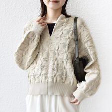 《一部予約》【WEB限定】〈洗濯機可能〉2WAY フラワー ジャカード ハーフ ジップ プルオーバー