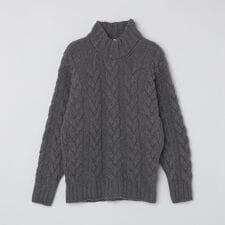 【SHIPS別注】GRAY: ケーブル編み タートルネック ニット