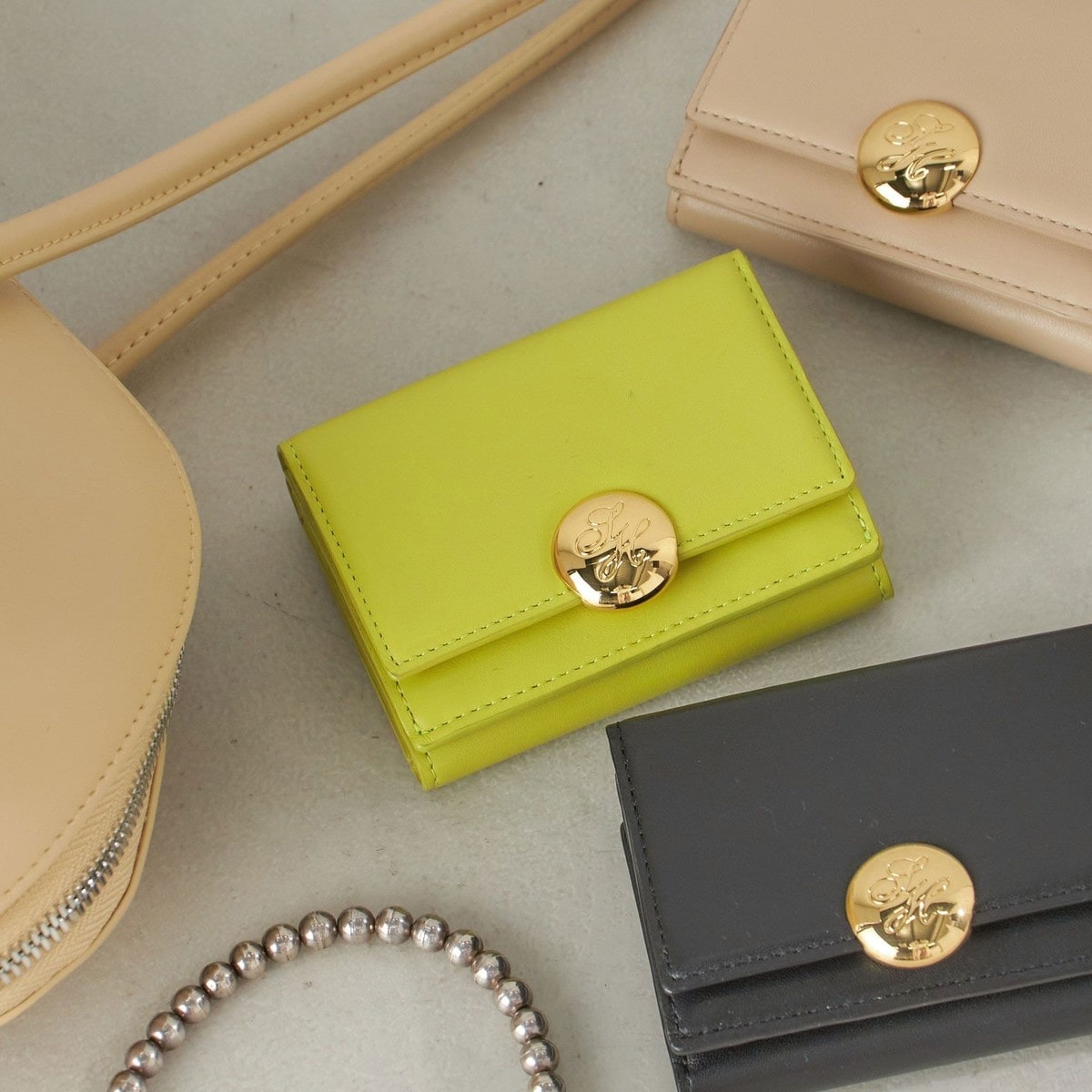 MARY QUANT デイジーパッチスナップ2 Lウォレット ベージュ マリクワ MARY QUANT 財布 マリークワント mary quant デイジーパッチ